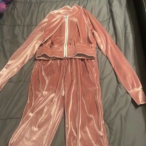 2000’s suede tracksuit